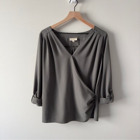 ModCloth Elegant Olive Green Women's Top Faux Wrap V-Neck Roll Tab Sleeve Classy - Picture 1 of 12